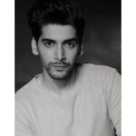 Akshit Sukhija Biography, Insta, Age, Girlfriend, Relationship, and Early Life