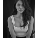 Sharvari Wagh Biography, Net Worth, Instagram, Age, Family, Boyfriend, Early Life, Success Story, Body Measurements, Social Life, and Movies